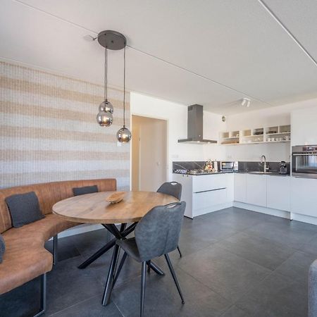 Meerzicht 24 - Luxury Family Accommodation With Beautiful Lake Side View Uitgeest Bagian luar foto